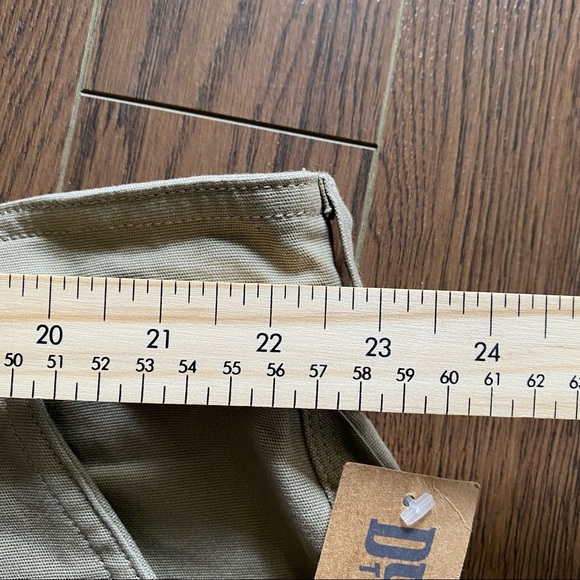 Duluth Trading Co Cargo Shorts 10” Tan New Flex Fire Hose Trim Fit Men’s Size 46 - Picture 9 of 12